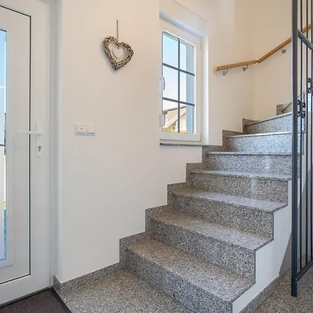 Haus 7 * Röbel